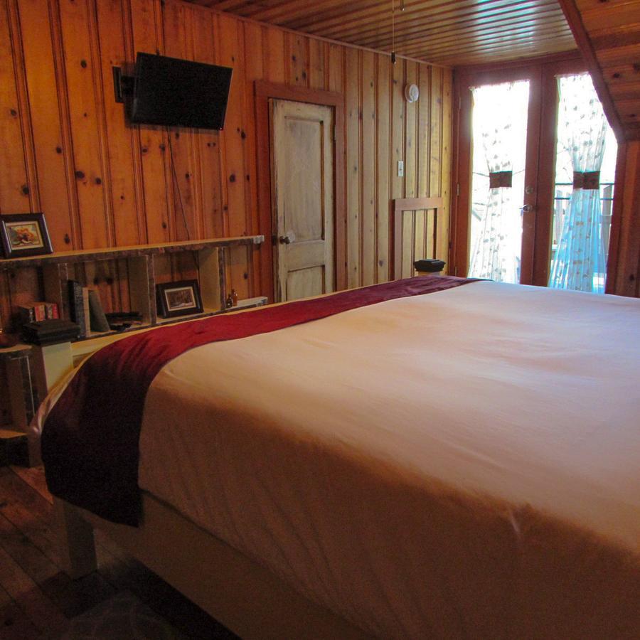 Red Leaf River Inn Вейнсвілл Екстер'єр фото