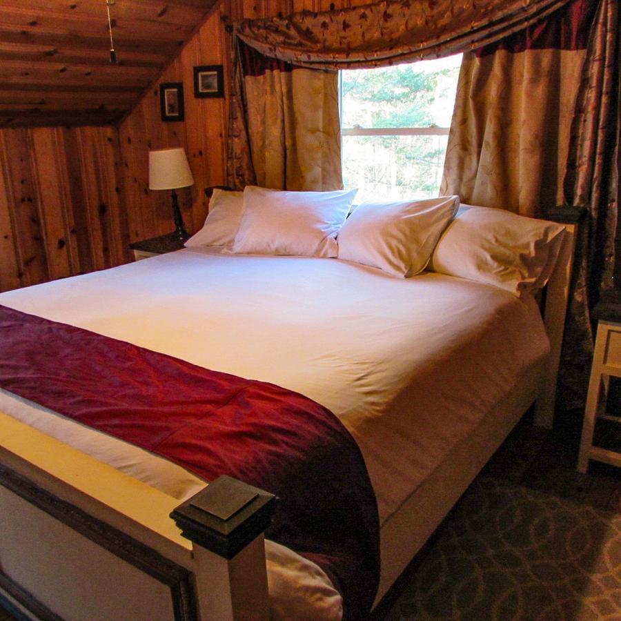 Red Leaf River Inn Вейнсвілл Екстер'єр фото